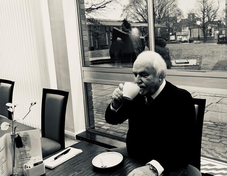 Kurt Christensen kom til Grimsby fra Esbjerg som 4-årig, men har holdt kontakten med Danmark vedlige som konsul, hvilket har skaffet ham et dansk ridderkors. Nu vil han dog fokusere på England.  Foto: Sven Helms Skov
