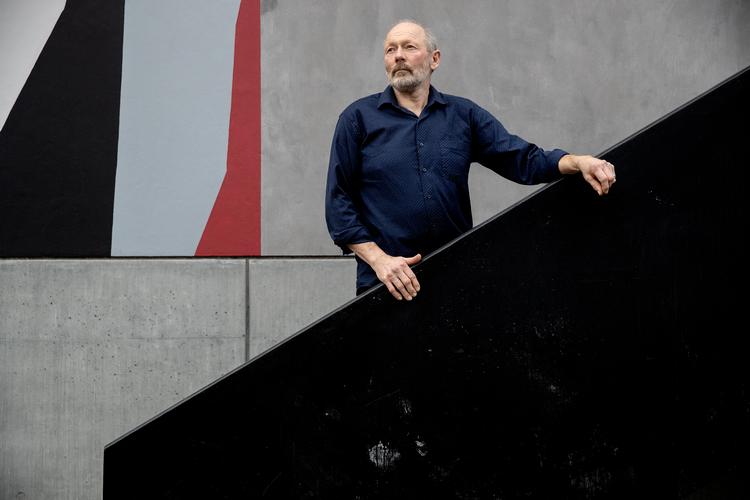 John Ekebjærg-Jakobsen er selv stilladsarbejder og har gennem 33 år sat stilladser op overalt i København. 
   Foto: Peter Hove Olesen/POLFOTO