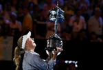 Det var 27. januar 2018, og det var Caroline Wozniacki i hovedrollen. Danskeren scorede ved Australian Open i Melbourne sin største succes med finalesejren over Simona Halep.
   Foto: Thomas Peter/Ritzau Scanpix
