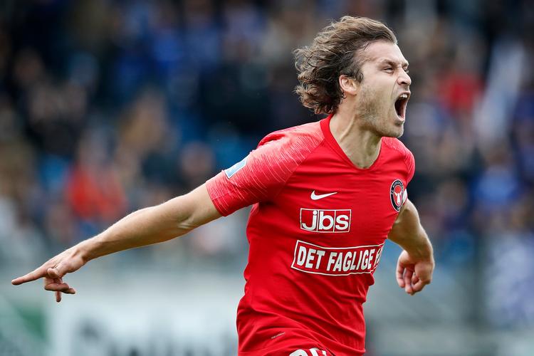 Erik Sviatchenko har dette efterår været personificeringen af FC Midtjyllands stærke præstationer.











































































   Foto: Jens Dresling