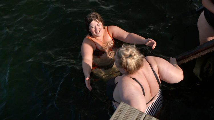 På 'fatcampen' skal Sophie for første gang i 10 år have badedragt på.  Foto: DR