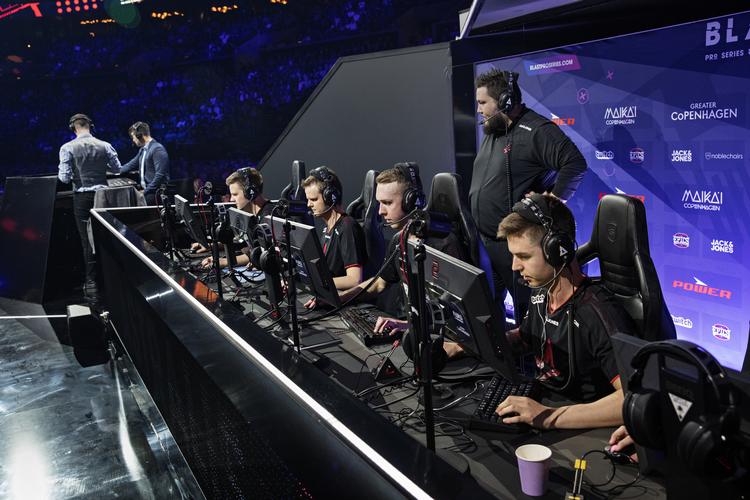 Astralis ved det store e-sports-stævn BLAST Pro Series i Royal Arena i København sidste år.  Foto: Jacob Ehrbahn/POLFOTO