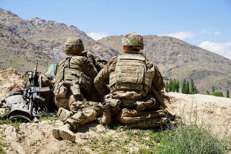 Amerikanske soldater i Afghanistan. Amerikanske politikere og militærfolk fortalte gennem en lang årrække, at der var fremskridt i Afghanistan, selv om virkeligheden var en anden. Det viser fortrolige papirer, som avisen Washington Post har fået indsigt i. 
     Foto: Thomas Watkins/Ritzau Scanpix