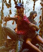 Mens Peter Plaugborg mest bare flipper ud i hovedrollen som far, spiller teenageren Vivelil Søgaard Holm rollen som Liv med præcis karaktertegning.   Foto: Åsmund Sollihögda