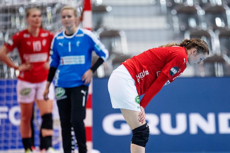 Som resten af de danske spillere var Anne Mette Hansen også dybt skuffet efter 26-26 mod Serbien. Foto: Bo Amstrup/Ritzau Scanpix
