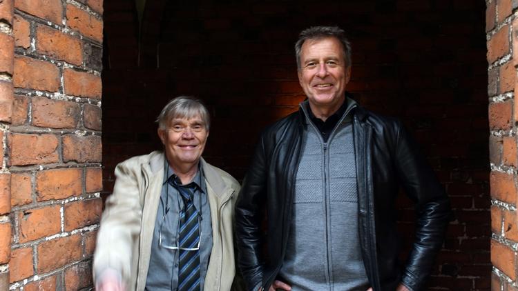 Historikeren Torben Svendrup og tv-vært Peter Kær går i dybden med blodige drab i middelalderen. Foto: Monday Productions