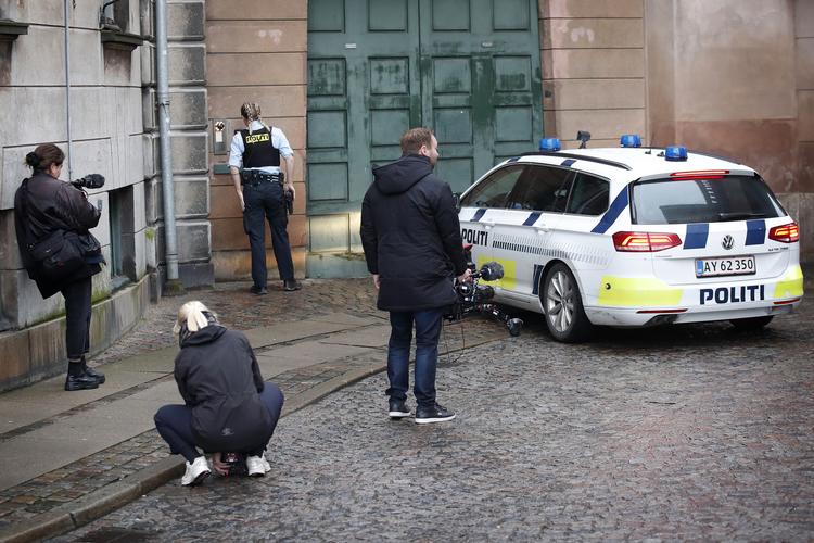 De sigtede ankommer til Københavns Byret.  Foto: Jens Dresling/POLFOTO