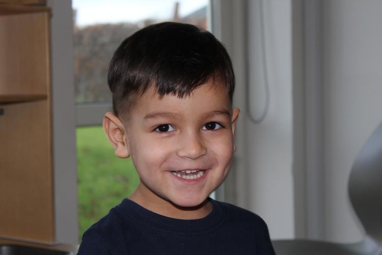 Østjyllands politi efterlyser forældrene, vidner ell. personer med oplysninger vedr. de to efterladte børn på Park Alle i Aarhus g.d. Har du oplysninger så kontakt Østjyllands Politi på 114. Foto: Politiet