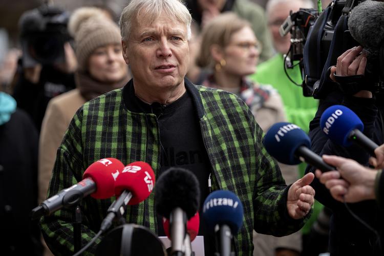 Grundlægger af Alternativet, Uffe Elbæk, annoncerede mandag, at han stopper som politisk leder. Han vil ikke blande sig i, hvem efterfølgeren bliver. Foto: Peter Hove Olesen/POLFOTO