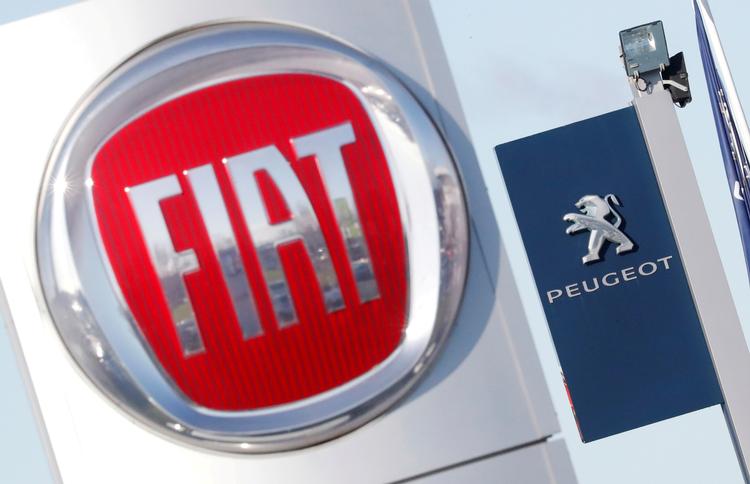 PSA og Fiat Chrysler er enige om en fusion, der skal deles 50-50, lyder det i en fælles udtalelse. Foto: Stephane Mahe/Ritzau Scanpix