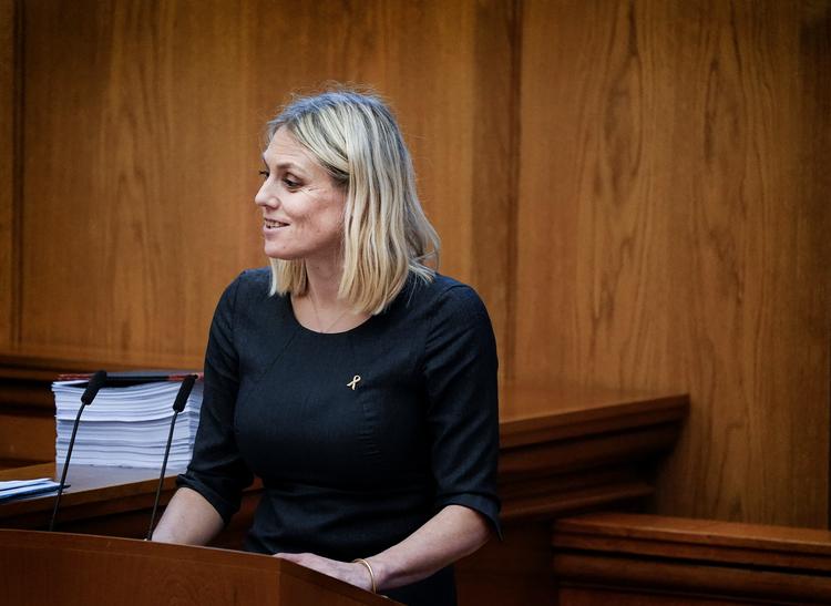 Forsvarsminister Trine Bramsen (S) agter at tage et opgør med bonusser både i Forsvaret, men også i andre offentlige styrelsers ansvarsområder. Foto: Liselotte Sabroe/Ritzau Scanpix