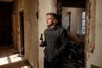  Philip Hulgaard står bag det nye bryggeri Åben, der blev kåret som 'Årets Danske Bryggeri 2019' og er til at lave Copenhagen Beer Week. 
   Foto: Casper Dalhoff/Casper Dalhoff