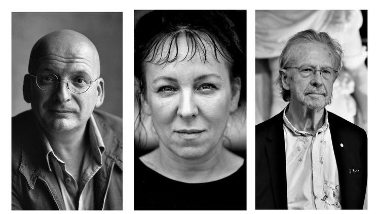 Den irske forfatter Roddy Doyle var med til at sætte skub i successen for 'Say Nothing' med sin anmeldelse, og bogen figurerer flere steder som en af årets bedste bøger. Også Olga Tokarczuk sælger godt, i Sverige, efter at hun fik Nobelprisen i Litteratur. Det samme kan man ikke helt sige om hendes med-prismodtager, Peter Handke.  Foto: Random House Publishing, Tt News Agency/Ritzau Scanpix