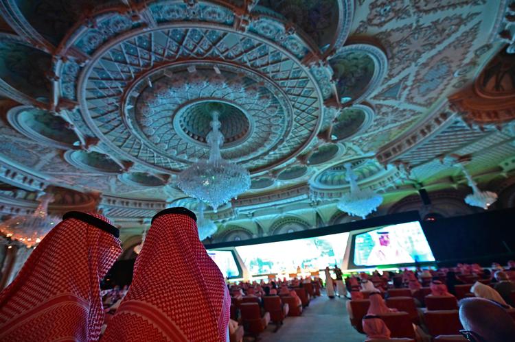 
Saudi-arabiske deltagere på Budgetforum 10. december, hvor de lagde budgettet for 2020
   Foto: Giuseppe Cacace/Ritzau Scanpix