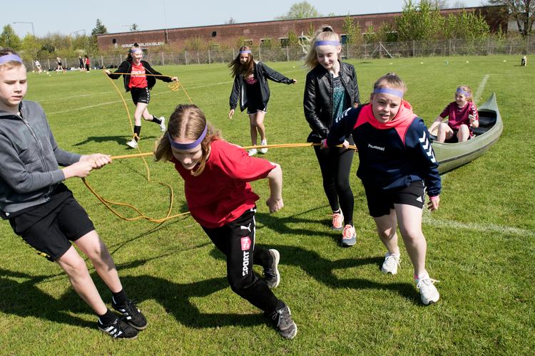 Mange børn er idrætsaktive, men folkeskolen skal tage ansvar for at få de sidste med, mener Rasmus Prehn (S). Foto: Casper Dalhoff/POLFOTO