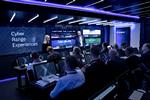 Virksomheden IBM rullede i foråret Europa tyndt med en lastbiltrailer udstyret med topavanceret it- og kommunikationsudstyr for at træne topledere og eksperter i at håndtere simulerede cyberangreb på virksomheder og organisationer. 

 Foto: Jacob Ehrbahn/POLFOTO