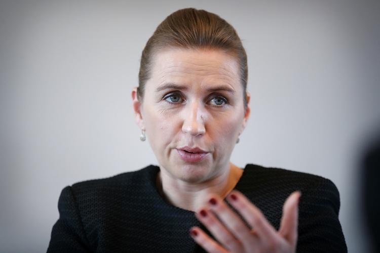 »Det kan godt være, at man kan spise mindre, men man kan ikke lade være med at spise«, siger Mette Frederiksen om den grønne omstilling. Foto: Jens Dresling/POLFOTO