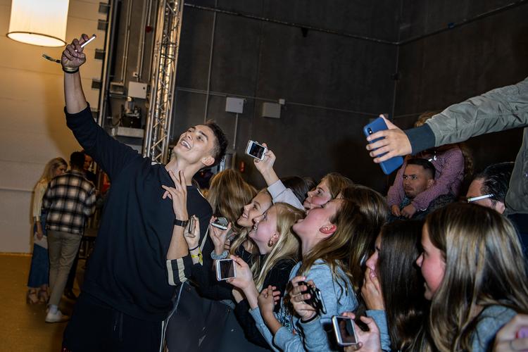 Alexander Husum er to gange blevet Årets Videoskaber ved Guldtuben. Her ses han til arrangementet i 2018. Foto: Henning Hjorth