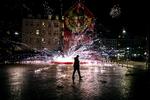 Antallet af skader fra fyrværkeri omkring nytårsaften ligger nogenlunde på niveau med året før. Foto: Jens Hartmann Schmidt/POLFOTO