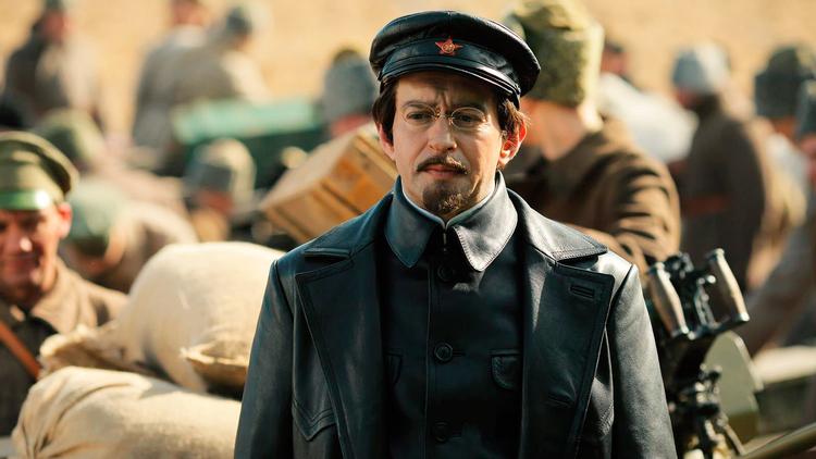 Tv-serien tegner et nuanceret portræt af Trotskij, der lider af galopperende storhedsvanvid og mere skildres som en moderne Macbeth end medgørlig marxist.  Foto: DR
