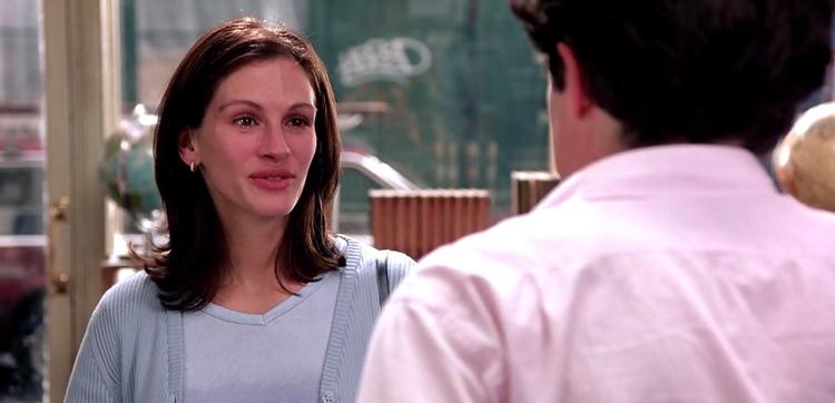Klassiker. »Men du må ikke glemme, at jeg også bare er en pige. Der står her foran en dreng. Og beder ham om at elske hende«, siger Julia Roberts i 'Notting Hill', hvor hun spiller over for Hugh Grant. Foto fra filmen  