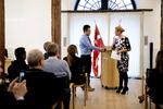 Den første grundlovsceremoni for ansøgere, der ønsker at blive danske statsborgere, blev afholdt i Eigtveds Pakhus i København 17. januar sidste år.  Foto: Finn Frandsen/POLFOTO