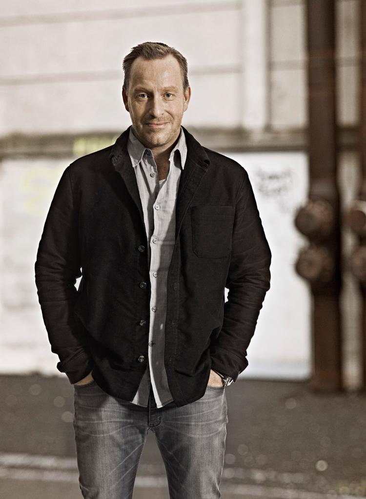 Adam Price: Tv-serie om unge på stoffer er dybt fascinerende og dybt ...