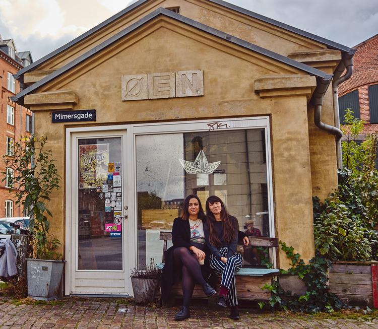 De to stiftere af (un)told pages, Maya Acharya og Elisabeth Bruun Gullach. Foto: Kim Roslyng 