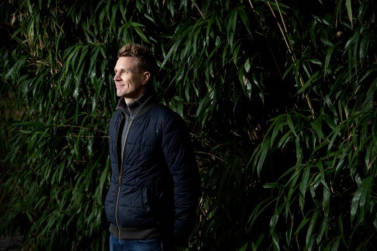 Københavns Zoo, Lakrids by Bülow, Lyngby-Taarbæk Kommune og GN Store Nord er nogle af de 2.500 selskaber, som køber klimakompensation gennem IngenCO2.dk, som Erik Sommer har taget initiativ til og er direktør for. I den forbindelse læner han sig op ad Gold Standards forsikringer.  Foto: Peter Hove Olesen/POLFOTO