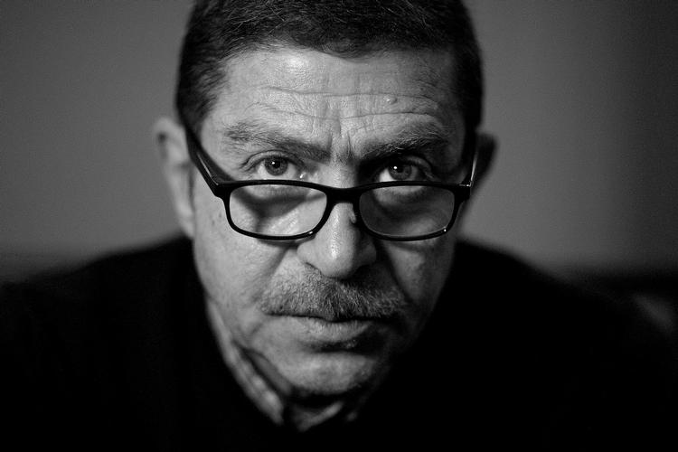 Hulen. Den syriske kirurg Salim Namour grundlagde det hemmelige hospital ’The Cave’ under jorden i det belejrede Ghouta. I denne uge har den danske dokumentarfilm om hospitalet premiere, og det glæder manden, der måtte flygte fra det, han kæmpede for. Foto: Finn Frandsen/POLFOTO