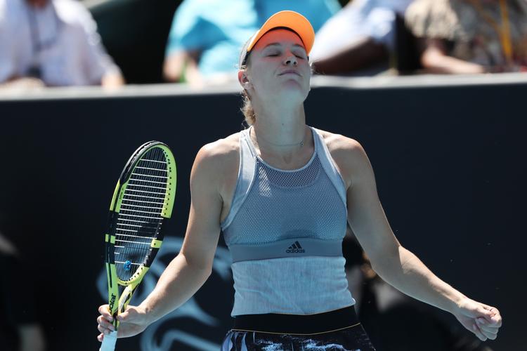 Semifinalen blev en overraskende endestation for Caroline Wozniacki i  WTA-turneringen ASB Classic i Auckland. Wozniacki må dog vente med at pakke og rejse til Australien, da hun stadig er med i double-turneringen.   Foto: Michael Bradley/Ritzau Scanpix