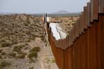 Grænsen mellem USA og Mexico ses her ved Santa Teresa, New Mexico. Foto: Jose Luis Gonzalez/Ritzau Scanpix
