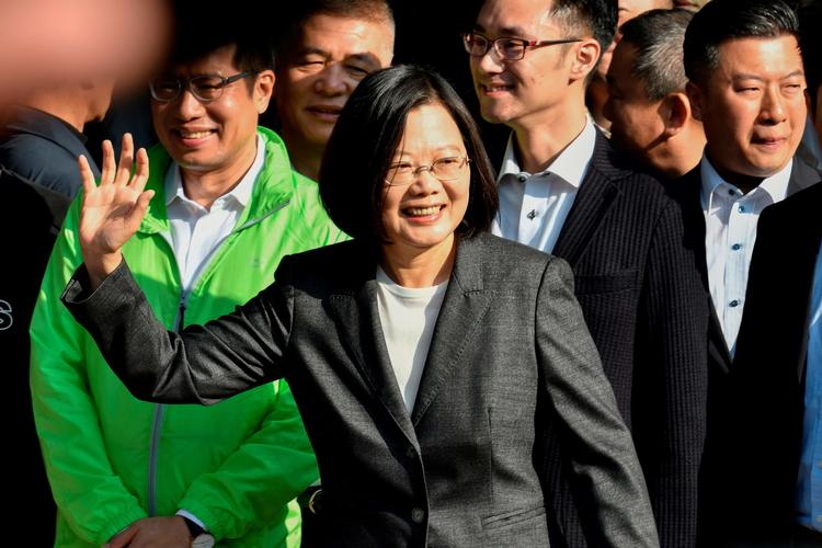 Taiwan præsident, Tsai Ing-wen, ser optimistisk ud, efter at hun har afgivet sin stemme.  Foto: Sam Yeh/Ritzau Scanpix
