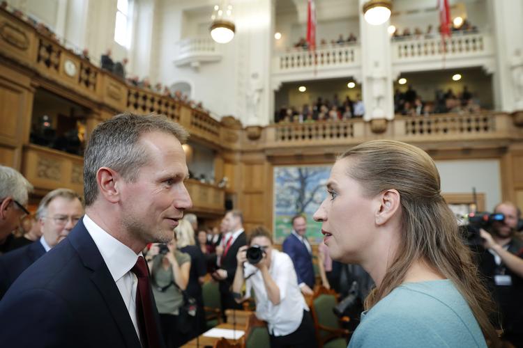 Mette Frederiksen er åben over for Kristian Jensens reformforslag, som kostede ham ordførerskab i Venstre.
Her ses de to sammen til    Folketingets åbning i 2018. Foto: Jens Dresling/POLFOTO