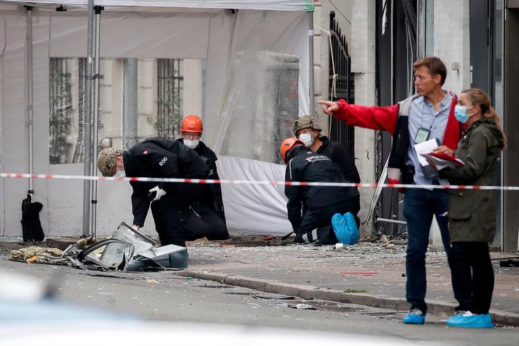Teknikere ved gerningsstedet efter bombeangrebet i Hermodsgade. Foto: Jens Dresling/POLFOTO