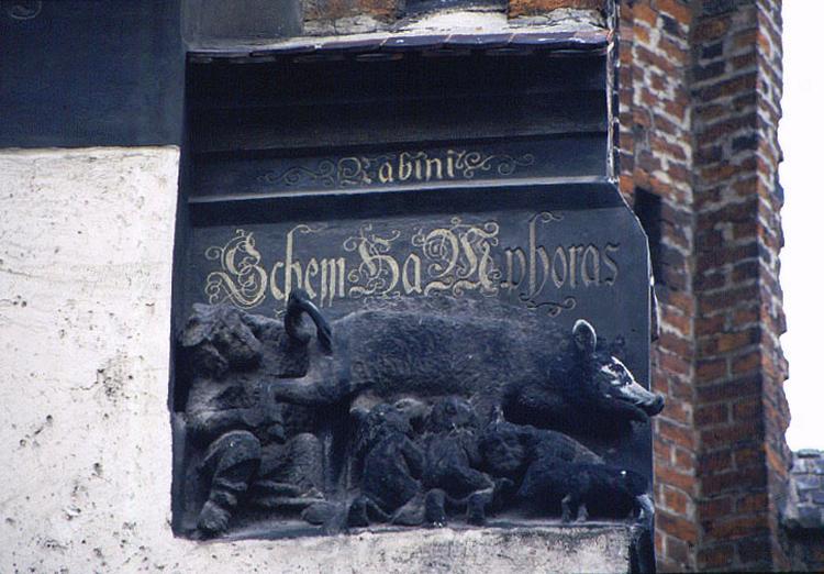 Spørgsmålet om det antisemitiske relief i Luthers kirke i Wittenberg har været i retten en gang før, men blev da afvist.  Foto: James Steakley CC BY-SA 3.0