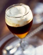 Søndag fejres National Irish Coffee Day, ogd et betyder, at du kan få en gratis brandert. Foto: Bagros/© Bagros/PhotoCuisine/Corbis