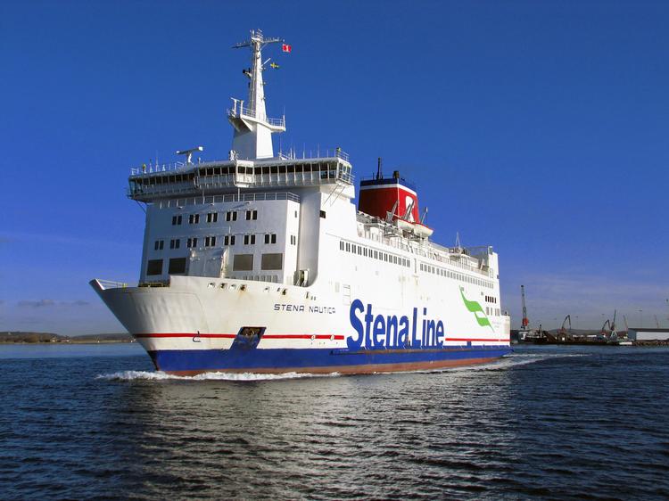 Stena Nautica sejler fra 1. februar fra Grenaa til Halmstad, både med fragt, passagerer og  personbiler. En enkeltbillet med to voksne og to børn i en lille personbil kommer tilat koste mellem godt 500 og 800 kroner. En enkeltbillet koster 125 til 170 kroner  Foto: PR foto Stena Line