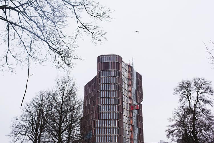 Byggeriet af Mærsk Tårnet har overskredet budgettet med 700 millioner kroner. Det betyder, at Bygningsstyrelsen har hævet huslejen betydeligt, men det nægter KU at betale.   Foto: Mathias Svold/Ritzau Scanpix
