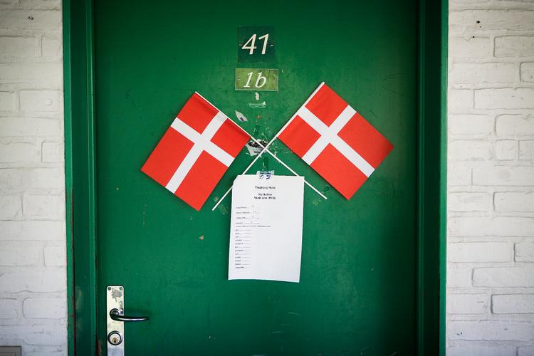 Tingbjerg Skole er den eneste skole i København, der skal gennemføre de obligatoriske sprogprøver. Skoleleder Marco Damgaard tør ikke håbe på, at han kan undgå at dumpe nogle elever til sommer. Foto: Astrid Dalum/Ritzau Scanpix