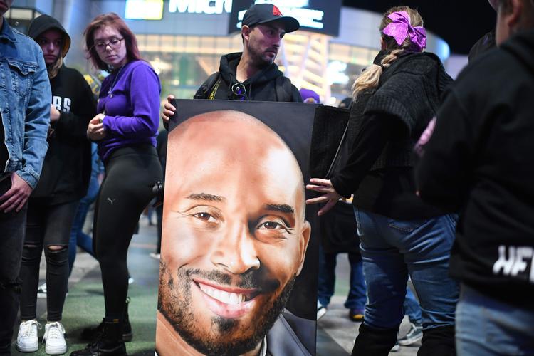 En amerikansk journalist er blevet suspenderet fra Washington Post efter at have tweetet om den nu afdøde basketballspiller Kobe Bryants voldtægtsanklagefra 200 Foto: Robyn Beck/Ritzau Scanpix