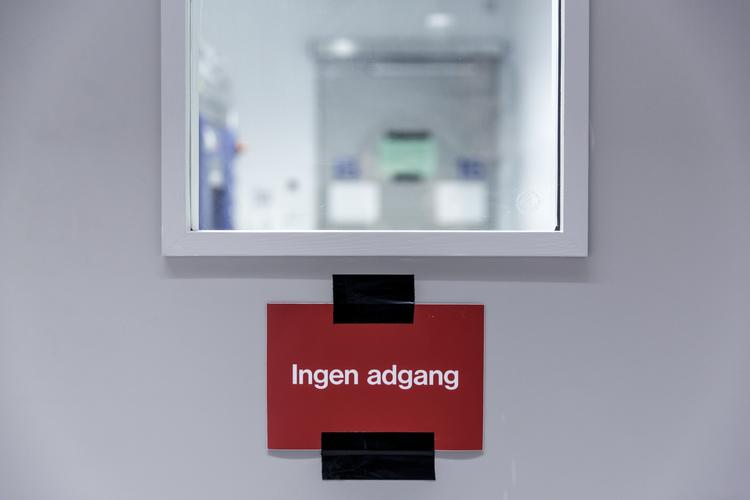 
    En borger smittet med corona-virus fra Wuhan, vil i Øst-DK blive indlagt på højintenstiv sengeafsnit på Hvidovre.  
   Foto: Mads Nissen/POLFOTO