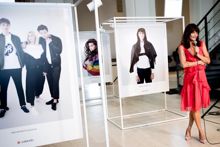 1 ud af 10 gange en dansker køber en vare på nettet, går ordren til tyske Zalando, som Helena Christensen har arbejdet sammen med (arkivfoto).  Foto: Linda Johansen