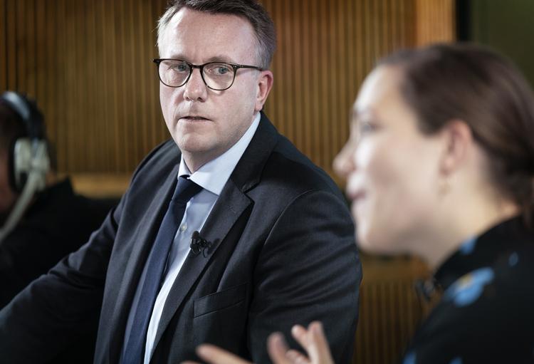 Fungerende finansminister Morten Bødskov og social- og indenrigsminister Astrid Krag holder pressemøde om regeringens udspil til en udligningsreform, i Finansministeriet. Foto: Liselotte Sabroe/Ritzau Scanpix