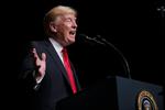 Lige siden han i 2015 meldte sig ind i kampen om at blive republikanernes bud på en præsident, har Donald Trump brugt en række retoriske kneb, han mestrer til perfektion. Foto: Carlos Barria/Ritzau Scanpix