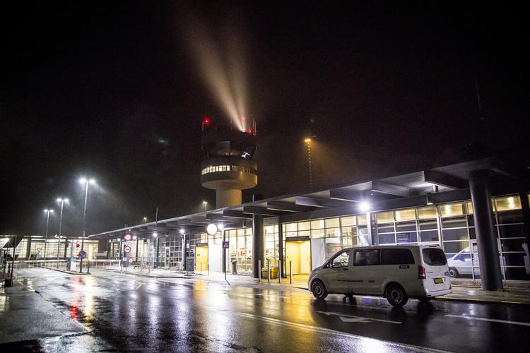 Roskilde Lufthavn inden, at de første fire danskere, der er blevet evakueret fra Kina grundet coronavirus, ankommer til Roskilde Lufthavn. Foto: Mads Claus Rasmussen/Ritzau Scanpix