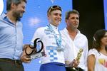 Remco Evenepoel på sejrsskamlen i Argentina, hvor han sluttede som samlet vinder af Vuelta a San Juan... Foto: Maximiliano Blanco/Getty Images. 