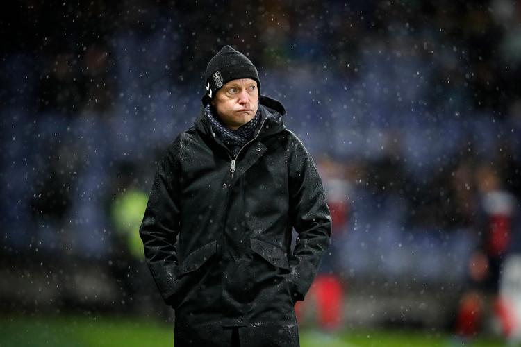 Niels Frederiksen sidder med dårlige kort på hånden inden forårssæsonen. Væk er Dominik Kaiser og Kamil Wilczek, men Brøndby-målsætningen er fortsat at slutte i top tre.
   Foto: Jens Dresling/POLFOTO