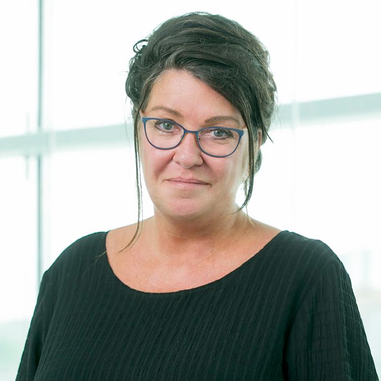 Siden Anette Kokholm blev uddannet journalist i 1990, har hun haft en række stillinger som redaktør, chef og direktør i mediebranchen. Den brede befolkning vil dog nok især kende hende for årene som vært på Go' Morgen Danmark på TV 2. i starten af nullerne.  Foto: Gregers Overvad/Aller Foto & Video