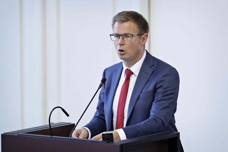 Transportminister Benny Engelbrecht (S) vil senere på ugen fremlægge forslaget, der skal sætte ind over for vanvidskørsel.
   Foto: Jens Dresling/POLFOTO